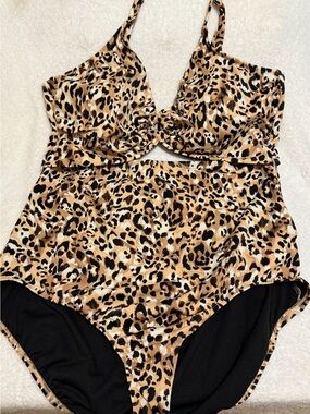 Leopard Print Cutout One-Piece Monokini Swimsuit